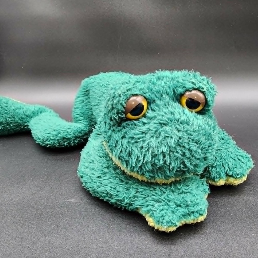 Russ Berrie Green Fleegle Frog Plush Vintage Bean Bag Toy Sherpa Floppy Sleepy